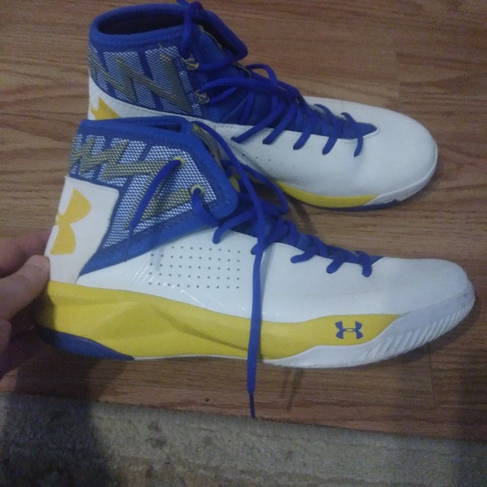Men's Steph Curry Under Armour Shoes